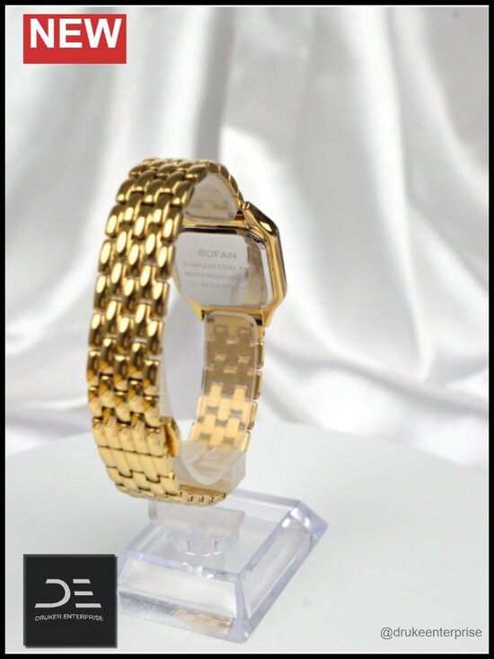 Square Gold Quartz Wrist Watch with Roman Dial Stainless Steel Band main image 6